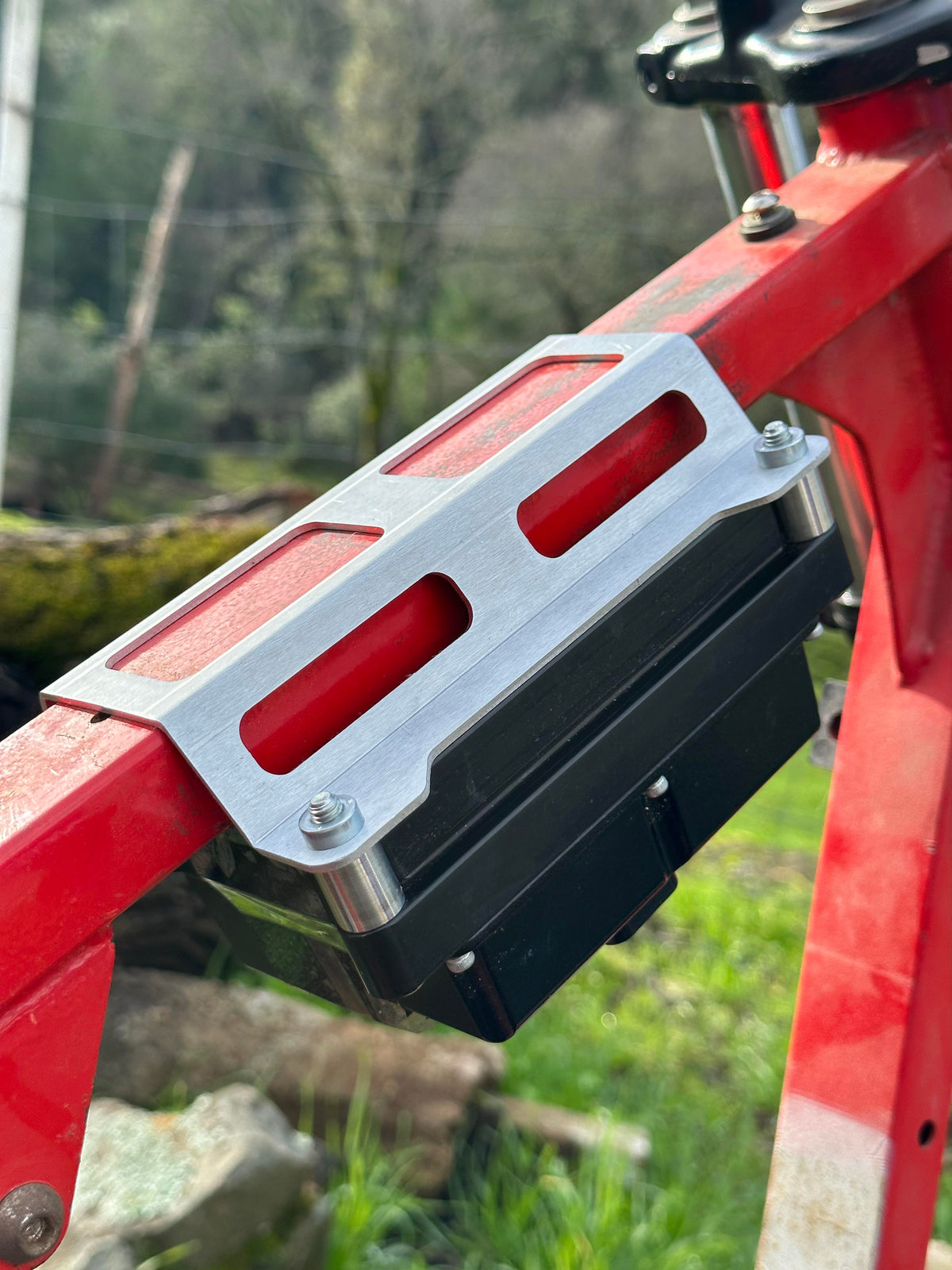 Razor Noisy Cricket Mount for MX/SX Bikes