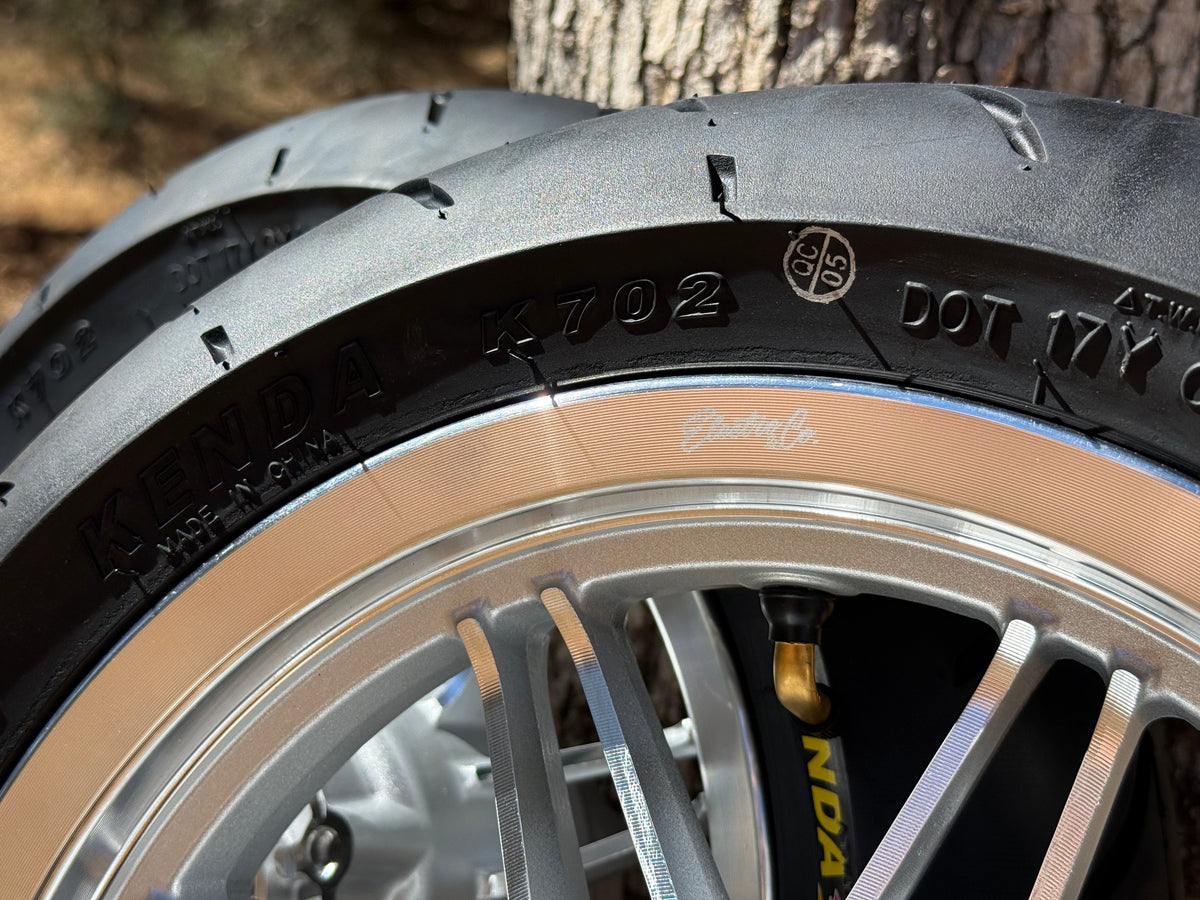 E&C 8-Ball Mag Wheels