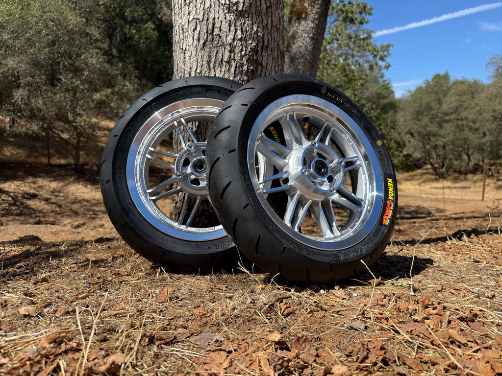 E&C 8-Ball Mag Wheels