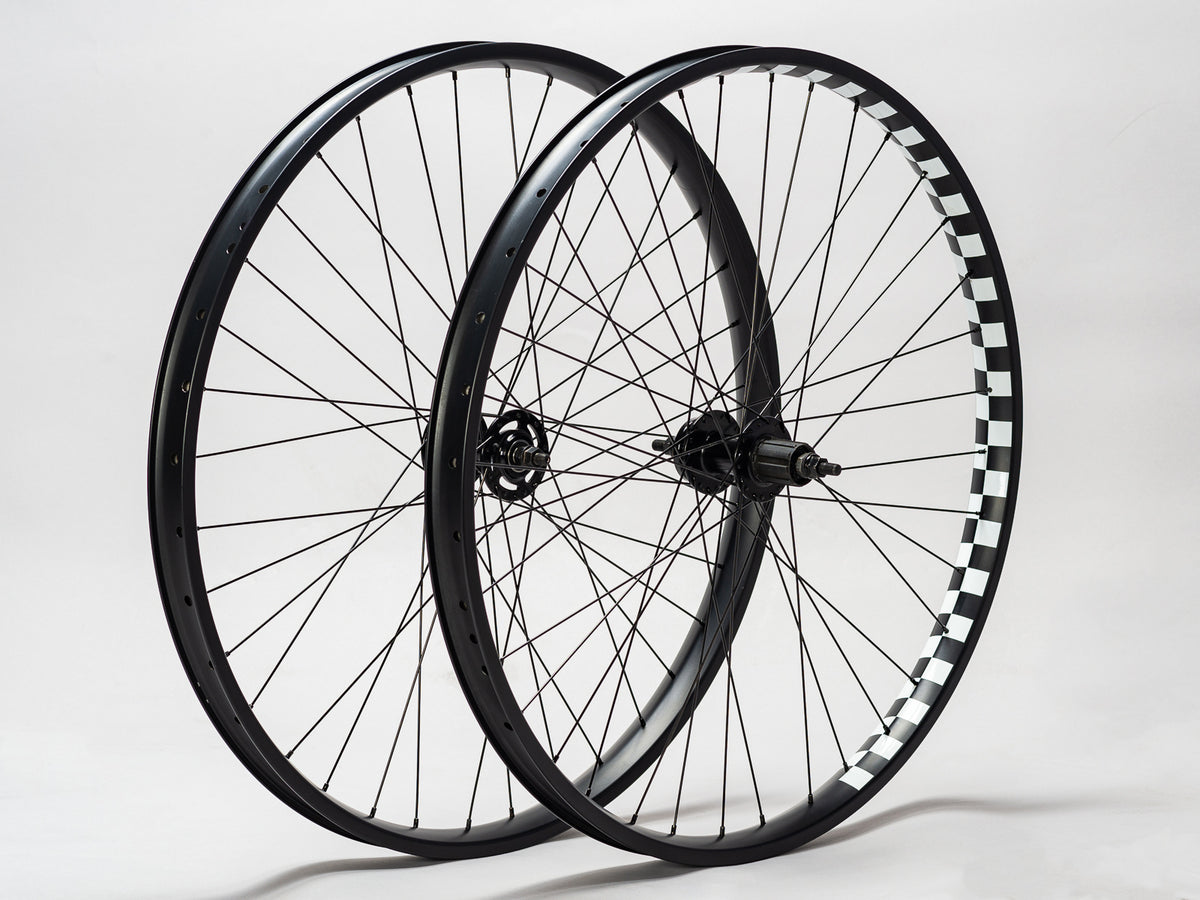 Wheel Set 29" Geared Black Check