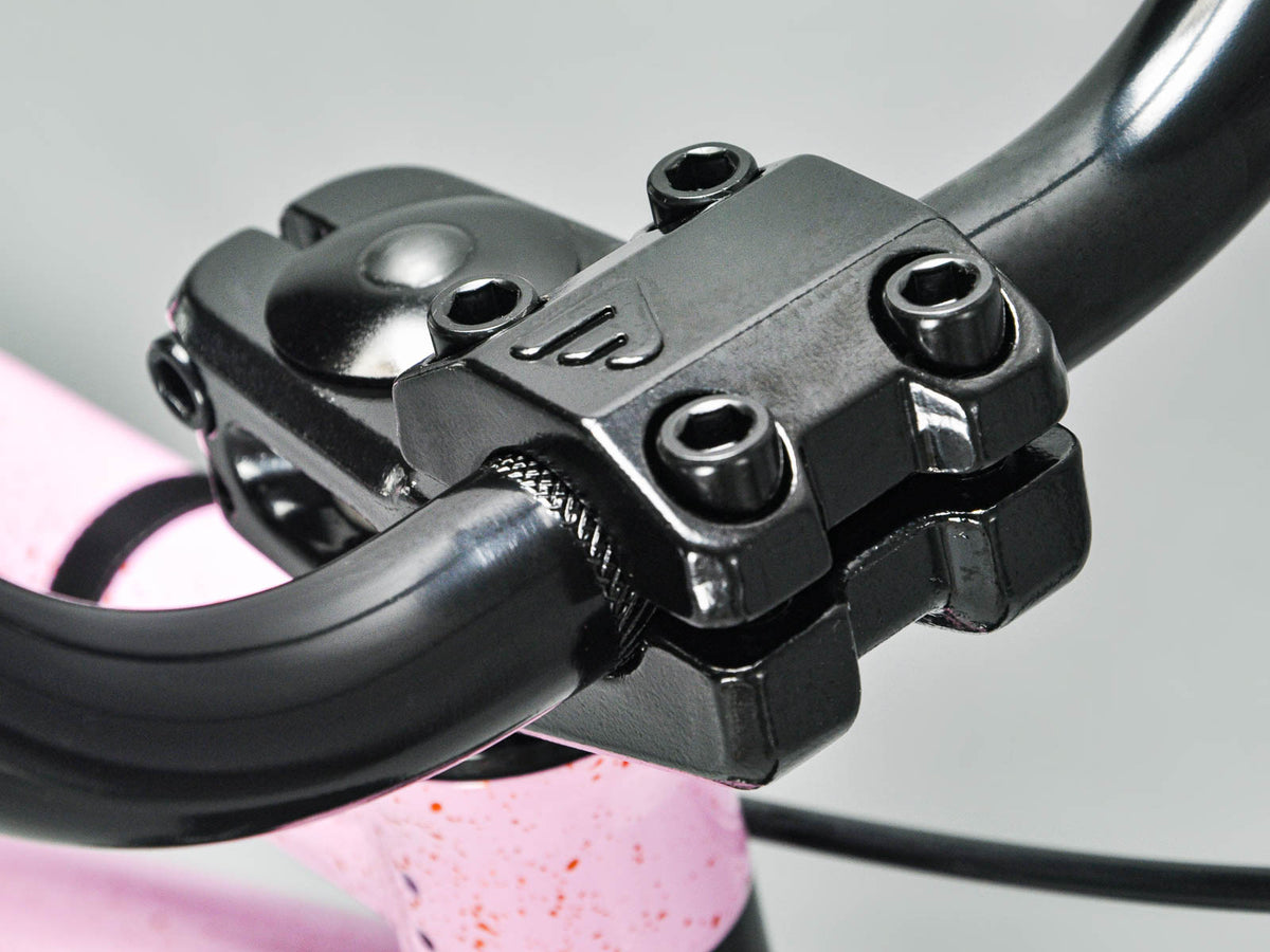 Kush 2+ Pink BMX bike