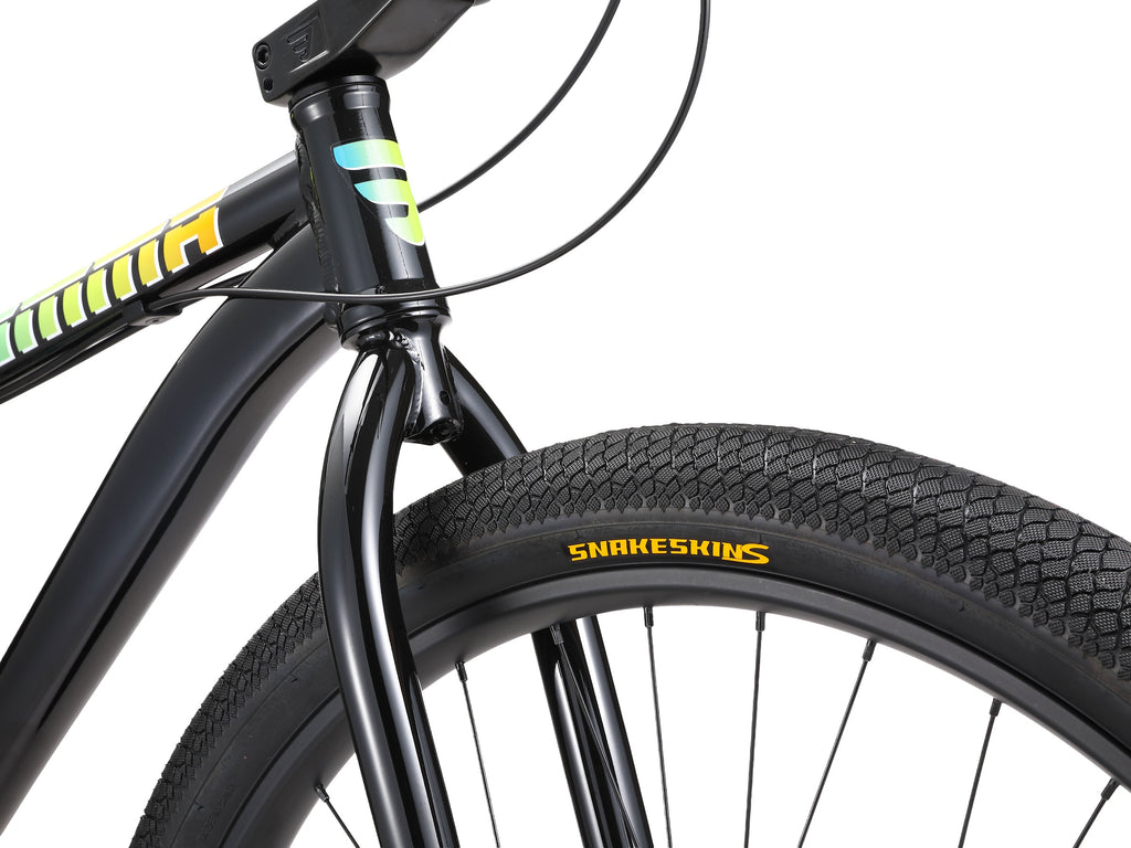 Bomma Thrust Black