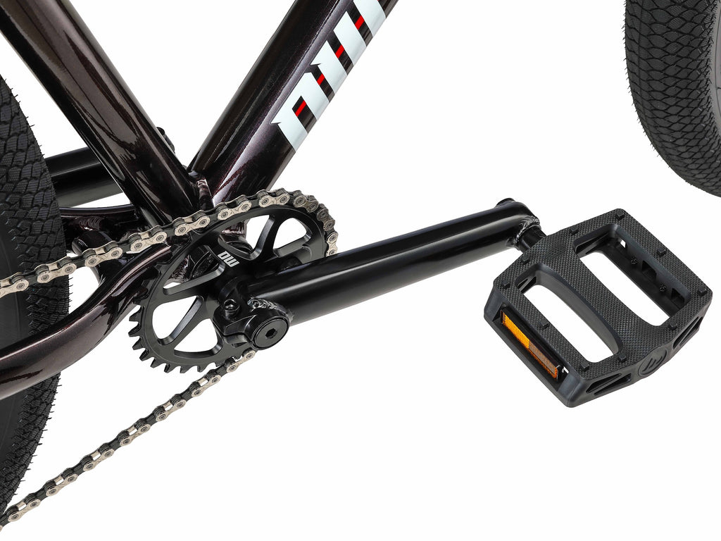 OW Bomma XL Black