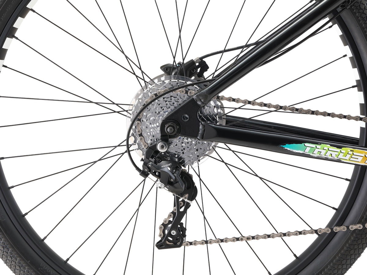 Bomma Thrust Black