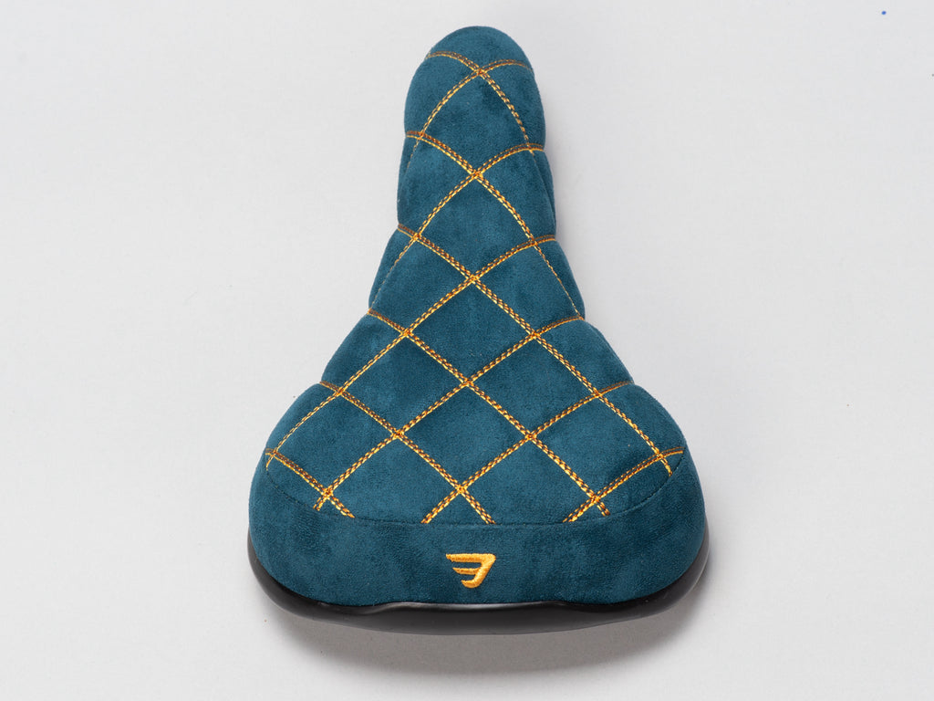 Diamond Stitch Wheelie Seat Navy/ Gold