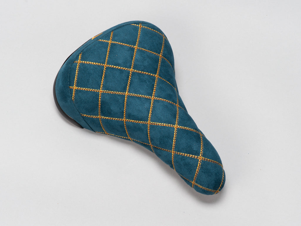 Diamond Stitch Wheelie Seat Navy/ Gold