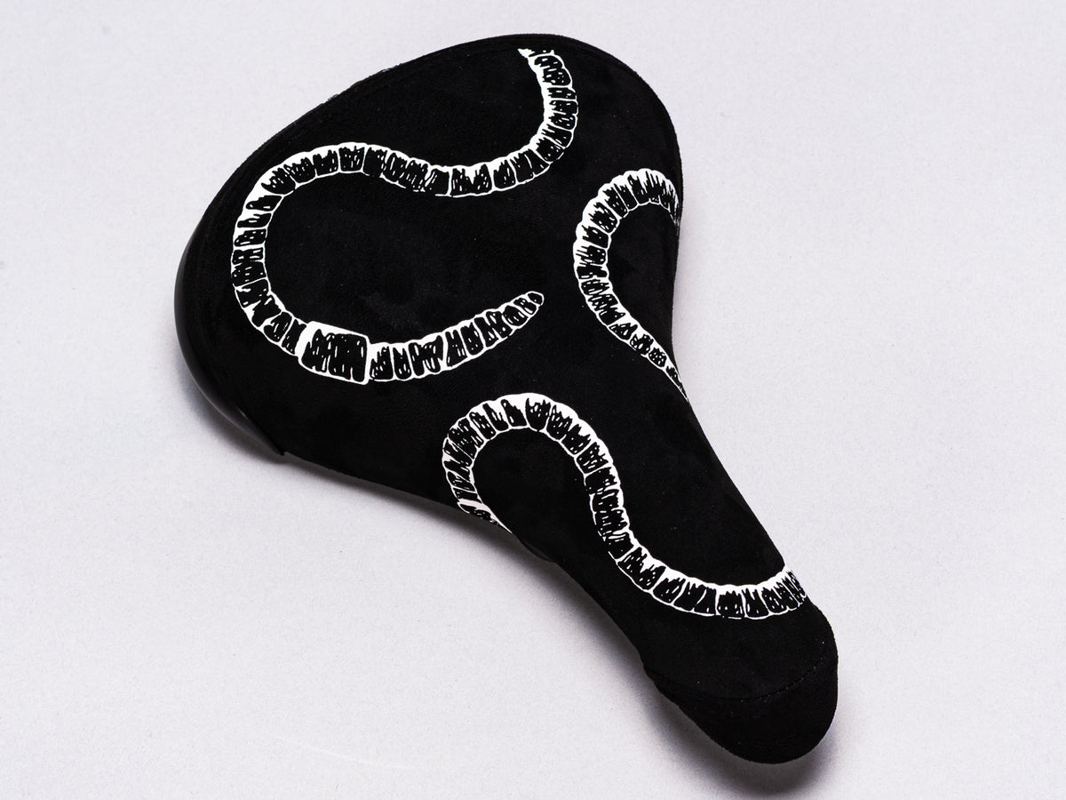 Worm Wheelie Seat Black